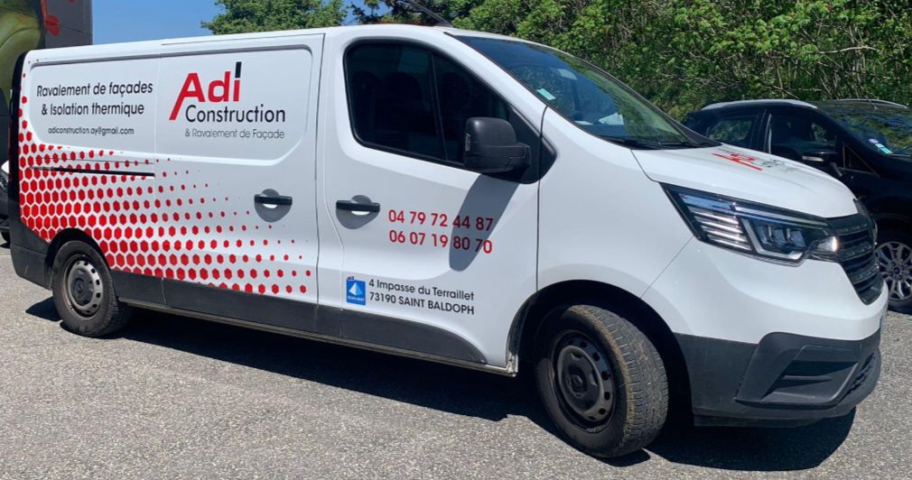 Camion Adi Construction